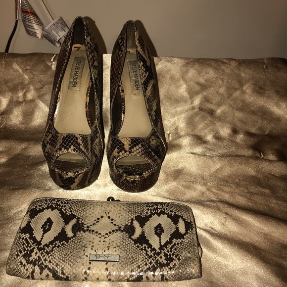 Platforms - Picture 1 of 5